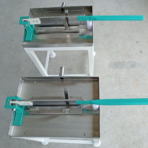 Manual Tender Coconut Cutting Machine with Collection Tray and Water Extractor