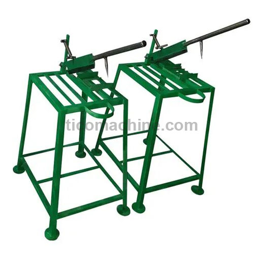 Manual Tender Coconut Cutting Machine