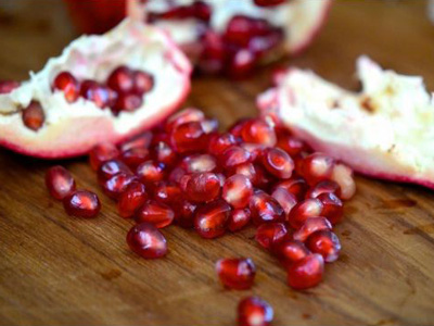 Pomegranate peeling